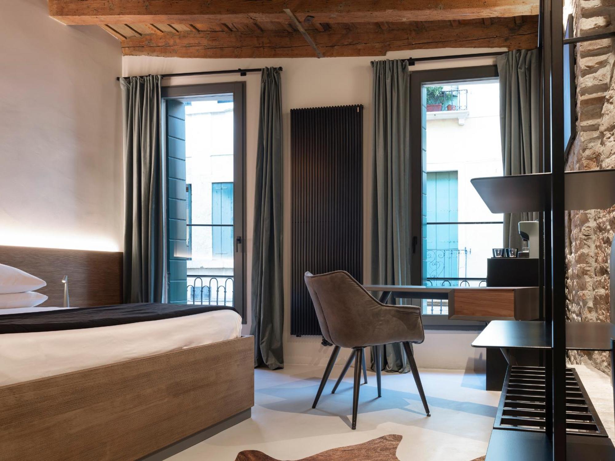 Officine Cavour Casa Dei Leoni Centro Storico Padova Apartment Luaran gambar
